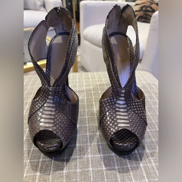 Fendi platform peep toe booties size 6.5 (37) - Picture 3 of 16
